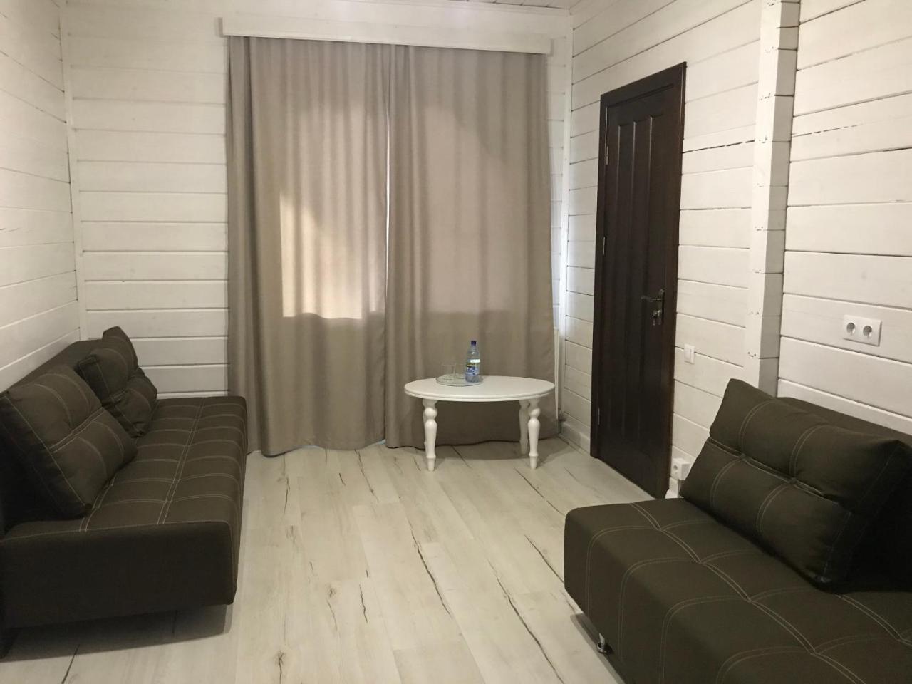 Отель Medova *